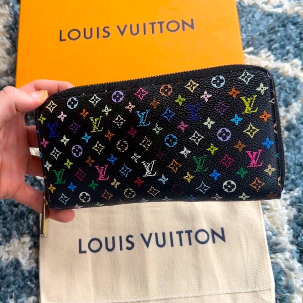 Louis Vuitton Zippy Wallet Limited Editon Takishi MuraKami